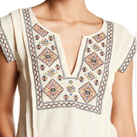 Romeo & Juliet Couture Tops - Romeo & Juliet Couture Embroidered Gauze Tee